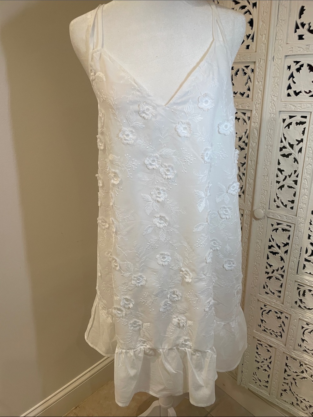 White Floral Appliqué Summer dress